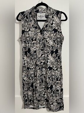 Coconut Row Black & White Leaf-Print Sleeveless Dress